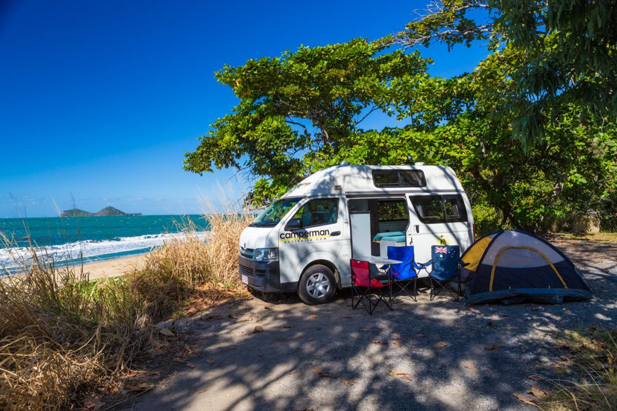 Camping life. Camper van Australia. Кемпер лайф. Они путешествуют на караване. Travel by Caravan.